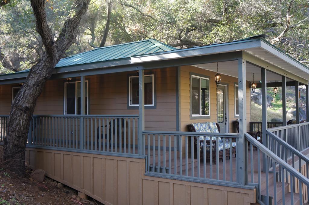 Bandy Canyon Ranch Hotel Escondido Room photo