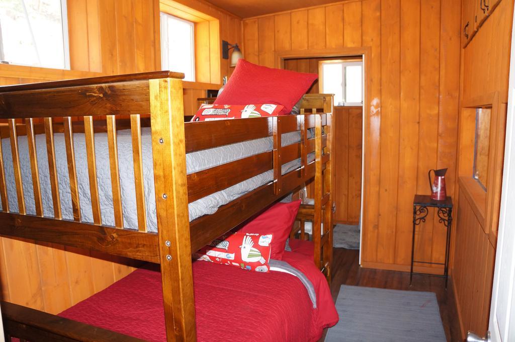Bandy Canyon Ranch Hotel Escondido Room photo